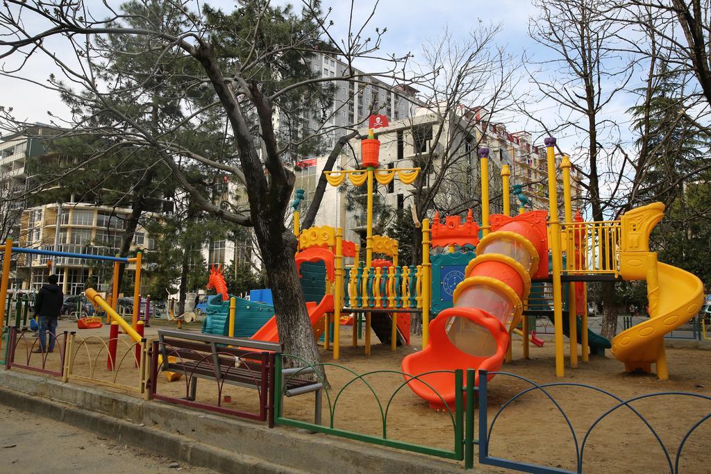 Tamuna Apartment Батуми Экстерьер фото